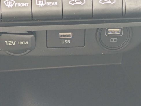 Used 2023 Hyundai Elantra SEL w/ Preferred Accessory Package FWD image 22