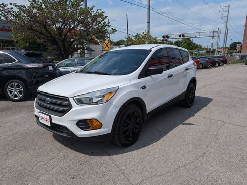Used 2017 Ford Escape S FWD image 3