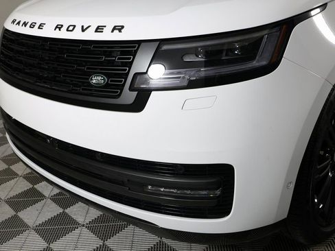Used 2025 Land Rover Range Rover SE AWD/4WD image 44