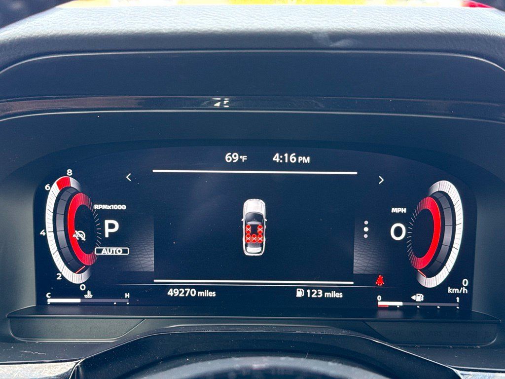 Used 2022 Nissan Pathfinder Platinum AWD/4WD image 28
