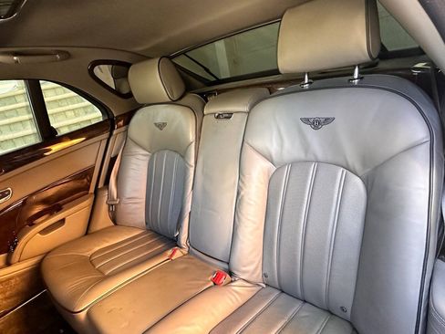 Used 2011 Bentley Mulsanne RWD image 66