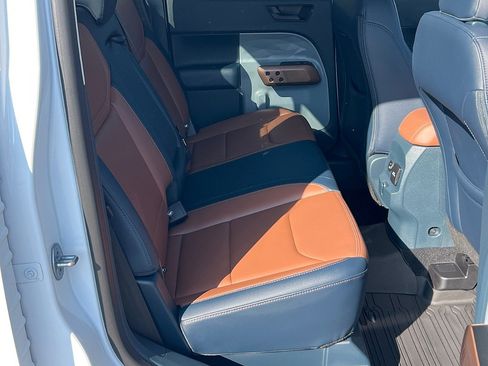 Used 2024 Ford Maverick Lariat image 22