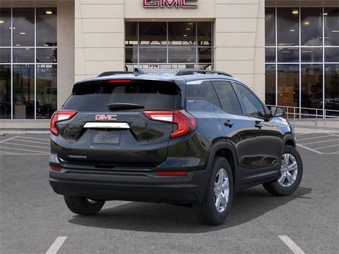 New 2024 GMC Terrain SLE w/ Driver Convenience Package image 4