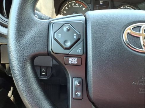 Used 2023 Toyota Tacoma SR AWD/4WD image 14