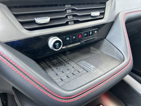 Used 2025 Ford Explorer ST AWD/4WD image 23