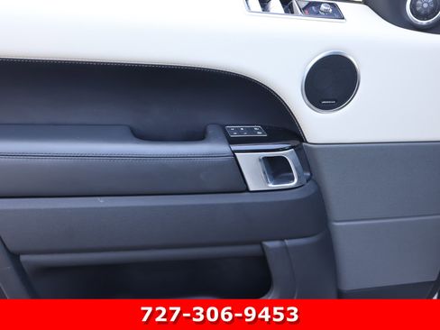 Used 2021 Land Rover Range Rover Sport HST AWD/4WD image 15