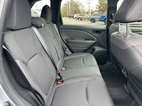 Used 2025 Subaru Forester Premium AWD/4WD image 16