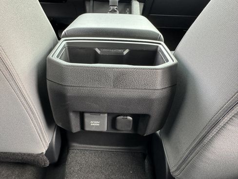 New 2025 Toyota Tacoma TRD Off-Road image 7