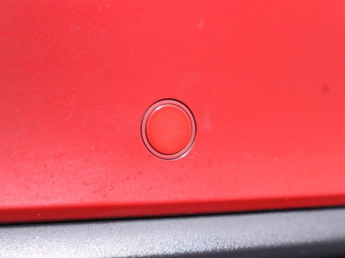 Used 2021 Tesla Model Y Long Range image 38