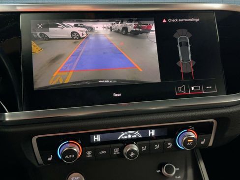 Used 2020 Audi Q3 2.0T Premium Plus w/ Premium Plus Package image 25