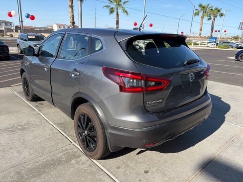 Used 2021 Nissan Rogue Sport S FWD image 3