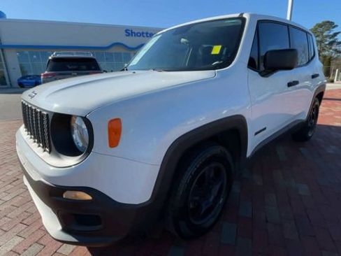 Used 2016 Jeep Renegade Sport w/ Power & Air Group image 5