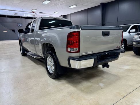 Used 2009 GMC Sierra 1500 W/T w/ SL Package RWD image 10