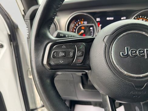 Used 2018 Jeep Wrangler Unlimited Sport S AWD/4WD image 21