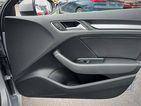 Used 2016 Audi A3 e-tron Premium w/ 17" Wheel Package image 27