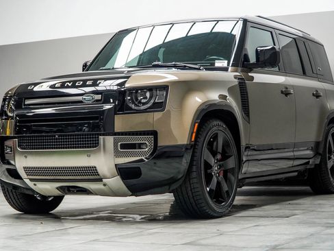 Used 2021 Land Rover Defender 110 X image 8