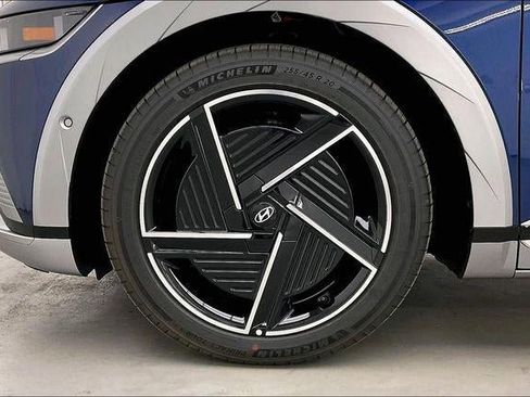 New 2026 Hyundai Ioniq 5 Limited image 35