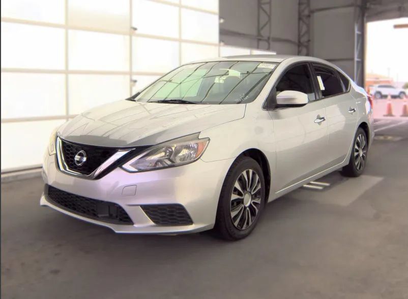 Used 2019 Nissan Sentra S FWD image 1