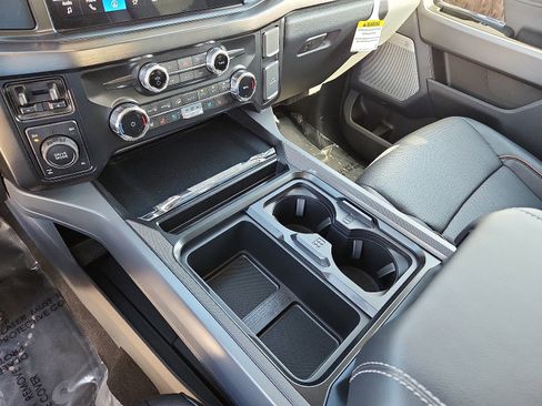 New 2026 Ford F250 Lariat w/ Chrome Package image 17