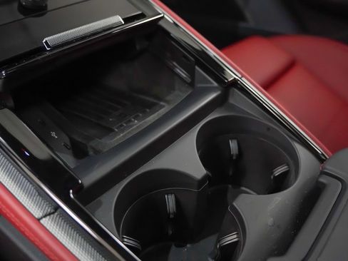 Certified 2025 Porsche Panamera 4 image 34