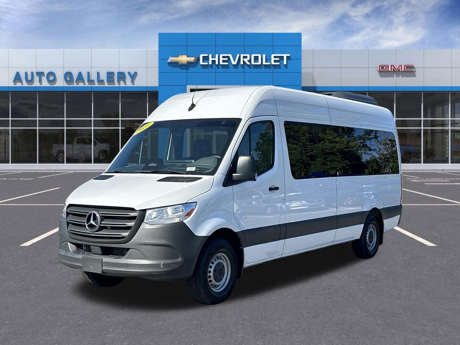 Used 2025 Mercedes-Benz Sprinter 2500 image 1