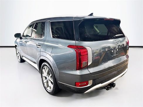 Used 2022 Hyundai Palisade SEL w/ Premium Package image 5