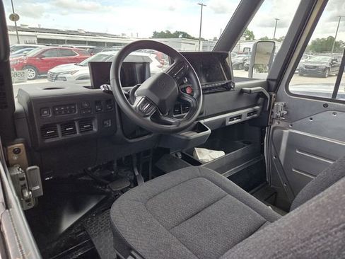 Used 2024 Chevrolet Brightdrop 600 w/ Commercial Equipment Package AWD/4WD image 4