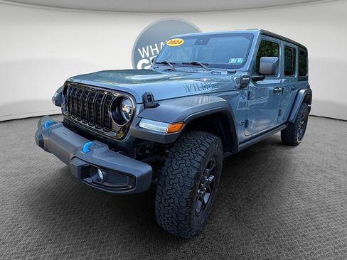 Used 2024 Jeep Wrangler Unlimited AWD/4WD image 8