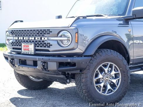 Used 2024 Ford Bronco Badlands AWD/4WD image 4