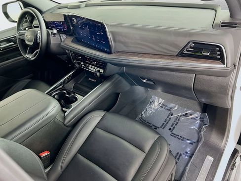 Used 2025 Chevrolet Tahoe LT image 30