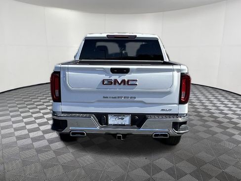 Used 2022 GMC Sierra 1500 SLT w/ X31 Off-Road Package image 5