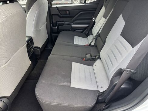 Used 2025 Toyota 4Runner TRD Off-Road image 22