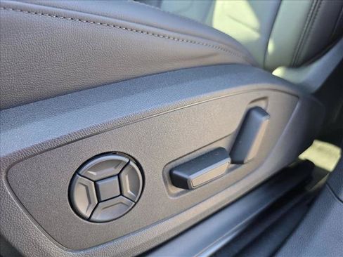 Used 2025 Audi Q3 2.0T Premium w/ Convenience Package AWD/4WD image 14
