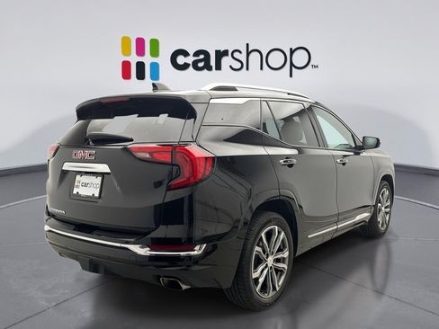Used 2020 GMC Terrain Denali w/ Denali Premium Package FWD image 5