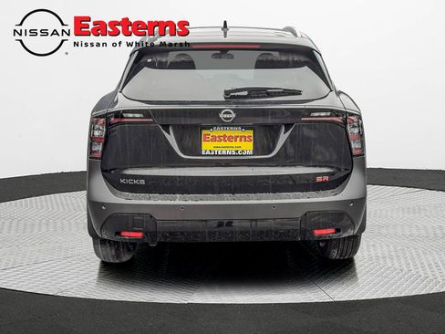 New 2026 Nissan Kicks SR image 8