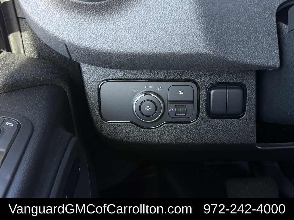Used 2025 Mercedes-Benz Sprinter 2500 image 23