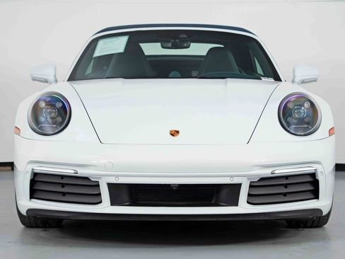 Used 2022 Porsche 911 Carrera image 7