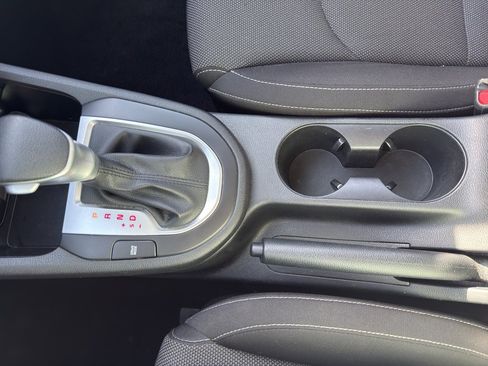 Used 2024 Kia Forte LXS image 21