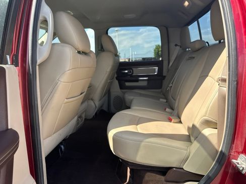 Used 2014 RAM 1500 Laramie w/ Convenience Group AWD/4WD image 18