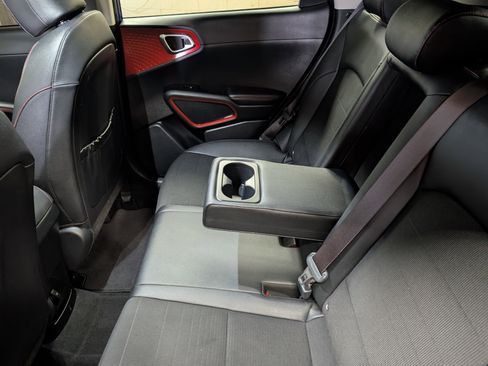 Used 2021 Kia Soul Turbo image 9