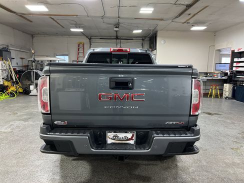 Used 2022 GMC Canyon AT4 AWD/4WD image 4