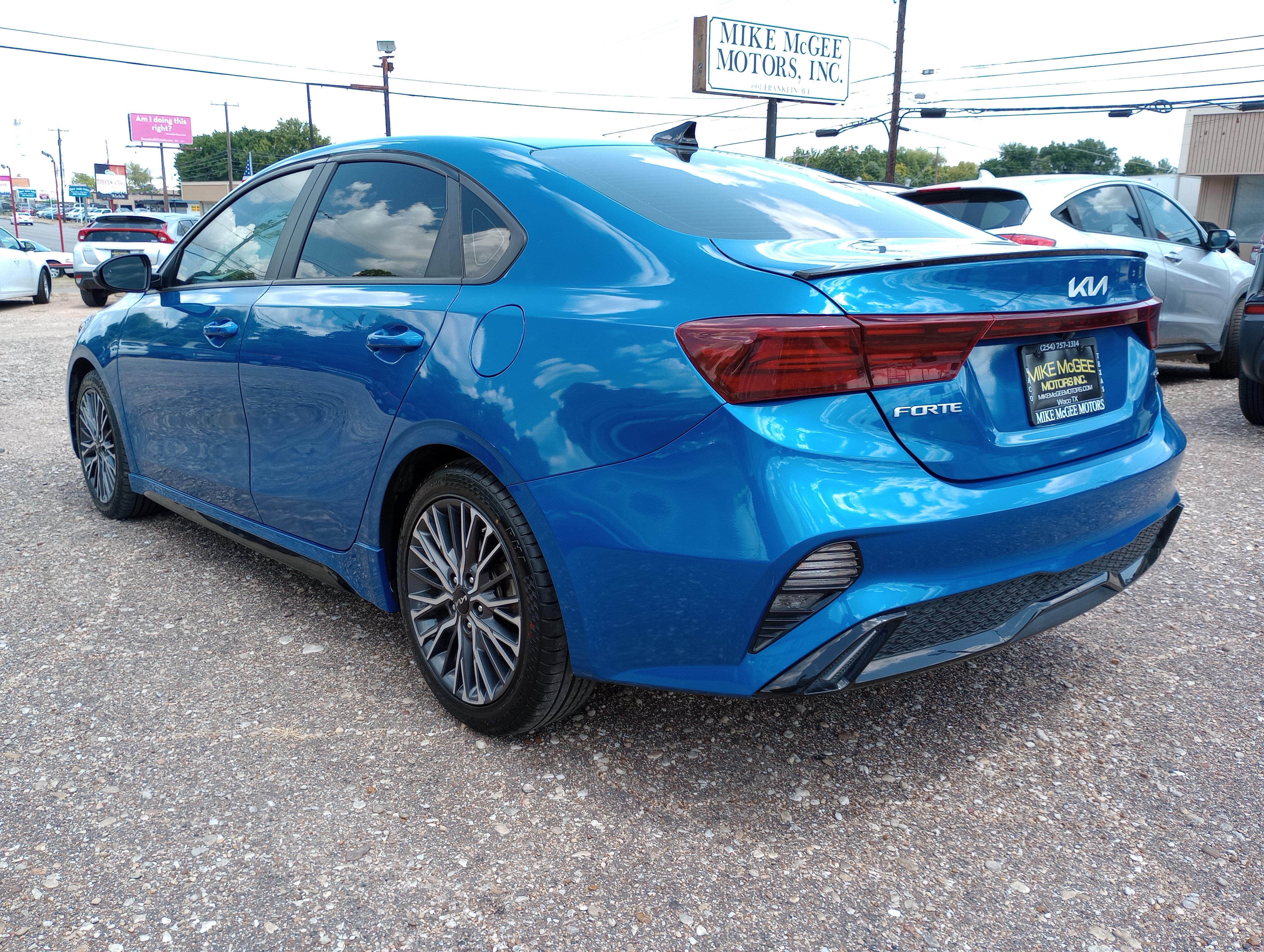 Used 2023 Kia Forte GT-Line w/ GT-Line Premium Package FWD image 5