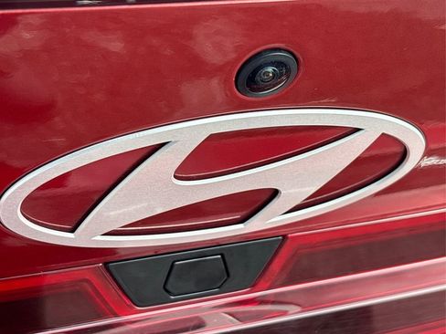 Certified 2025 Hyundai Elantra Sport image 14