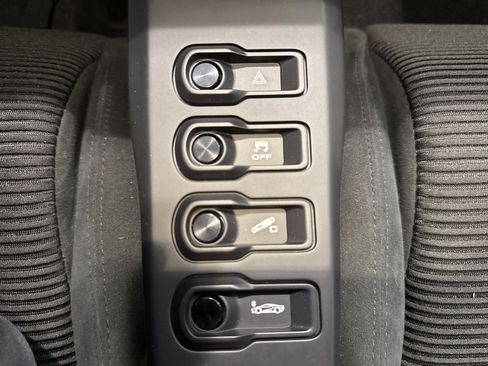 Used 2022 Ford GT image 18