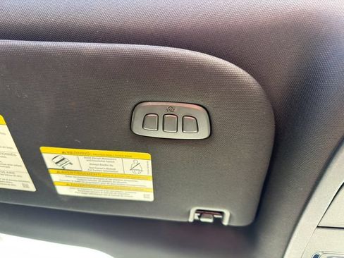 Used 2023 Ford F150 Lightning Platinum AWD/4WD image 48