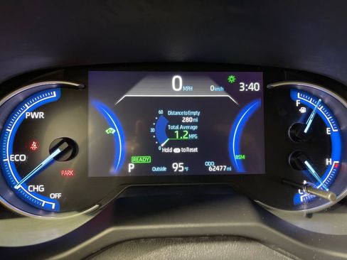 Certified 2024 Toyota RAV4 XLE AWD/4WD image 18