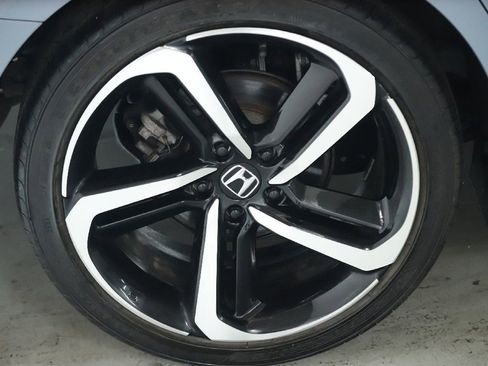 Used 2022 Honda Accord Sport image 12