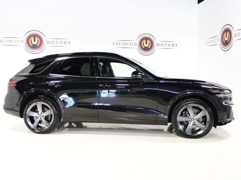 Used 2023 Genesis GV70 2.5T w/ Sport Prestige Package AWD/4WD image 36