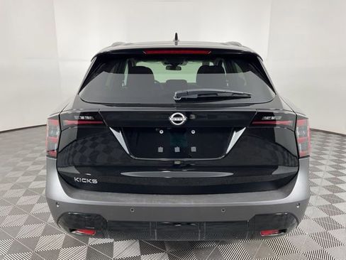 New 2026 Nissan Kicks SV w/ SV Premium Package image 9