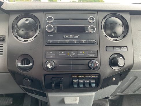 Used 2012 Ford F550 2WD Regular Cab Super Duty w/ Payload Upgrade Pkg image 15